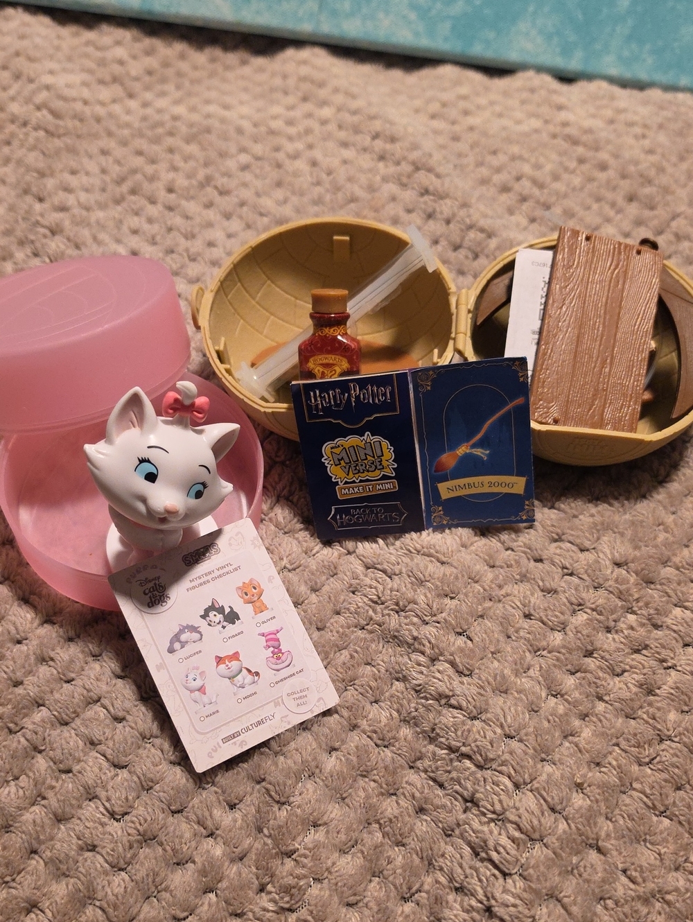 Disney Marie Cat  And HP Nimbus Mini Verse.